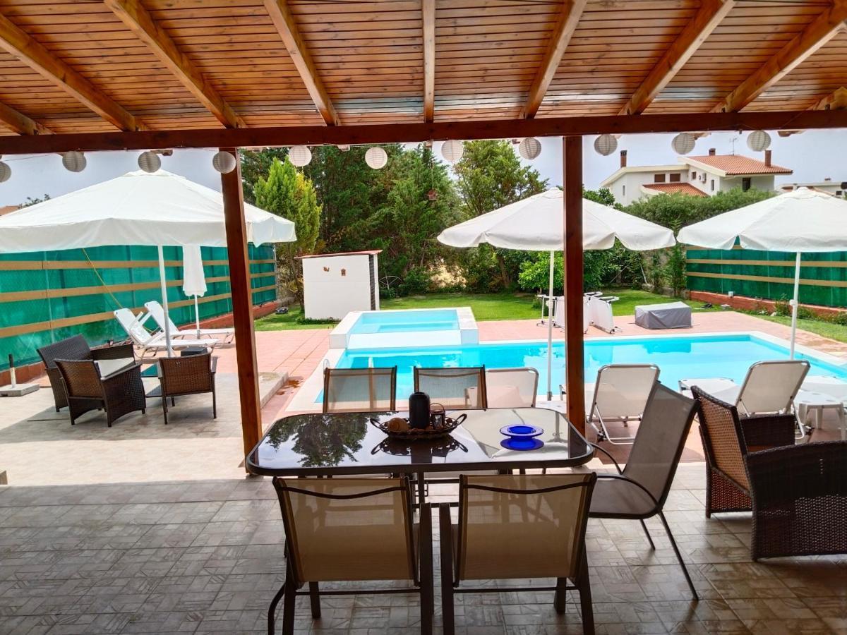 Maria Lemoni Swimming Pool Apartment Nea Skioni Exterior photo