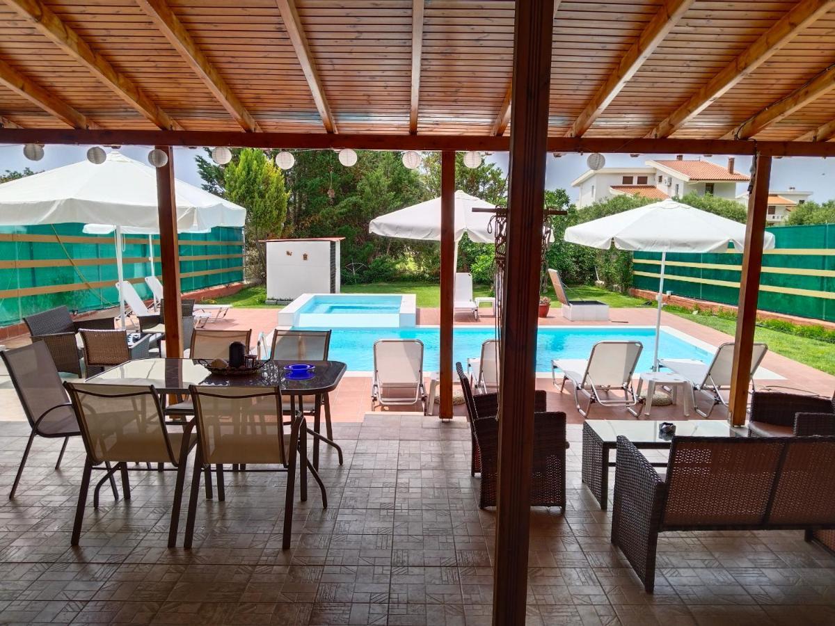 Maria Lemoni Swimming Pool Apartment Nea Skioni Exterior photo